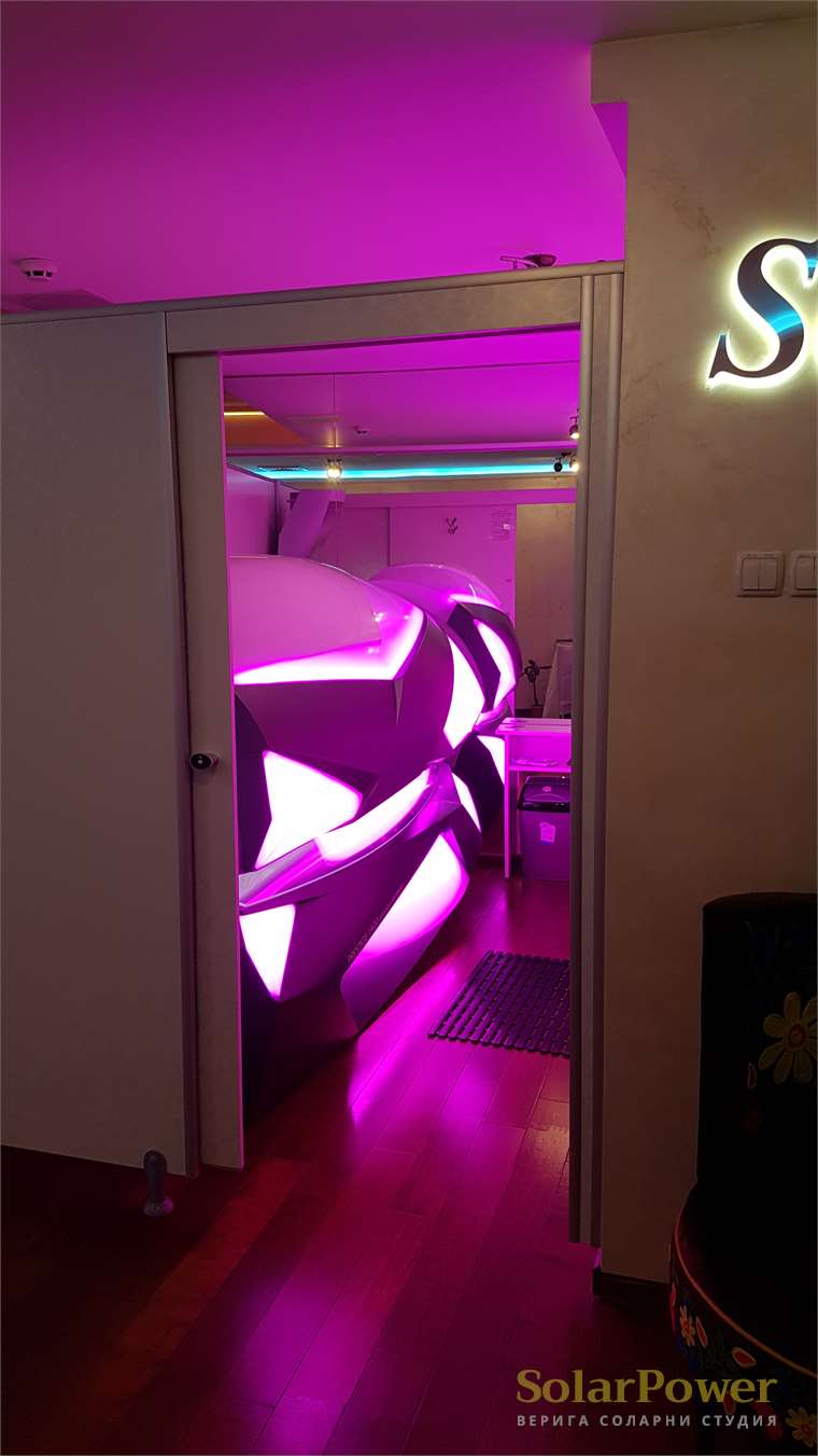 Соларно студио SolarPower Pulse Fitness & Spa Bulgaria - солариум Ergoline Prestige 1400